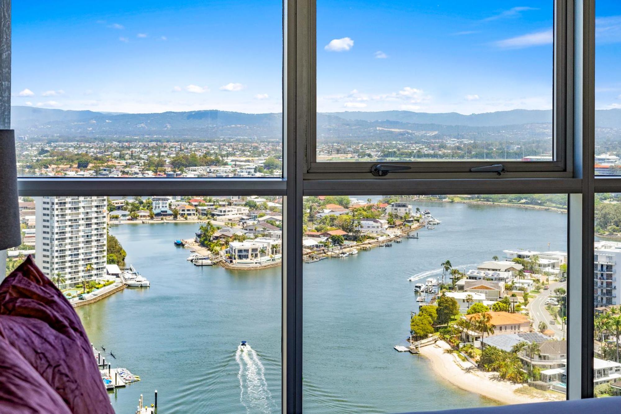 Chevron Renaissance - Self Contained & Privately Managed Apartments Gold Coast Exterior foto